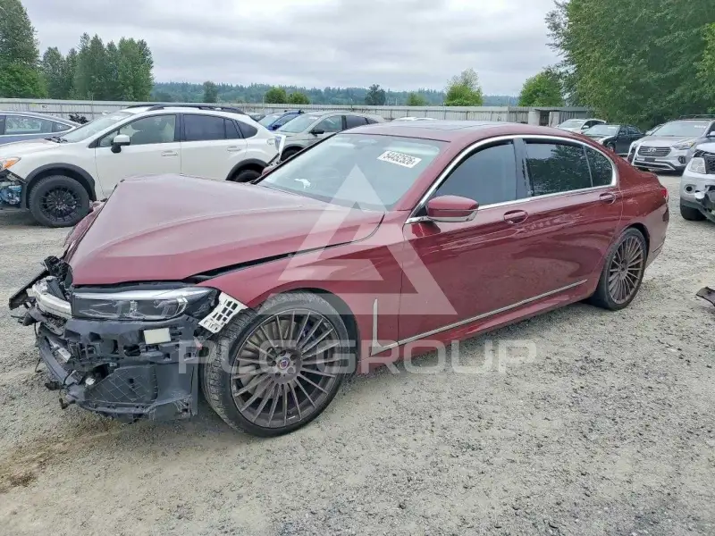 2021 BMW 750 photo