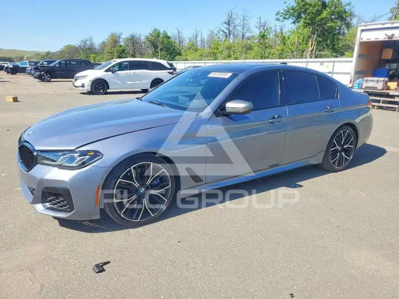 2021 BMW M5 фото