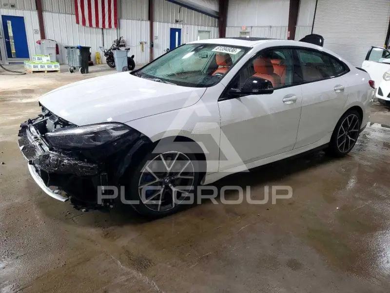 2021 BMW M2 фото