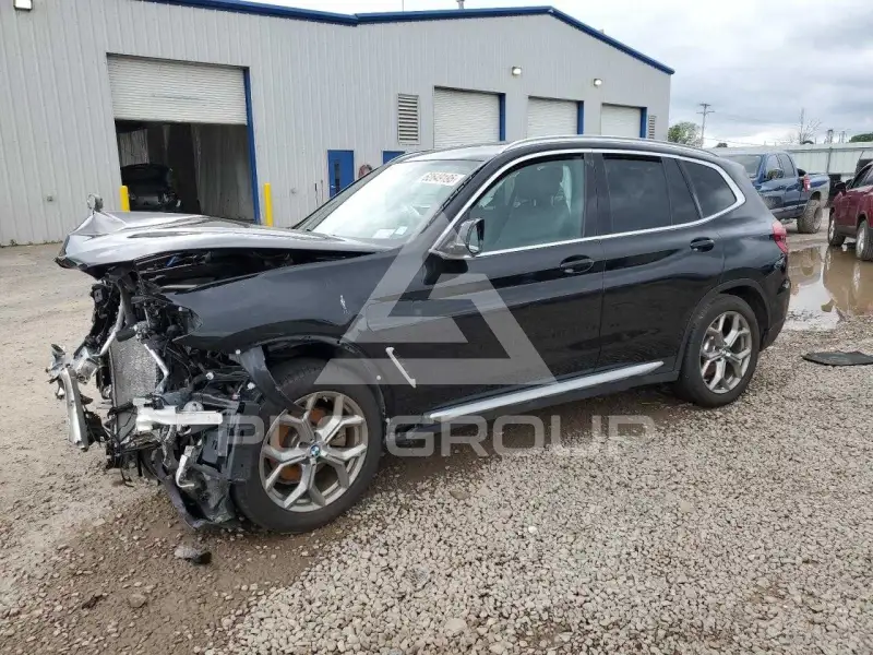 2021 BMW X3 photo