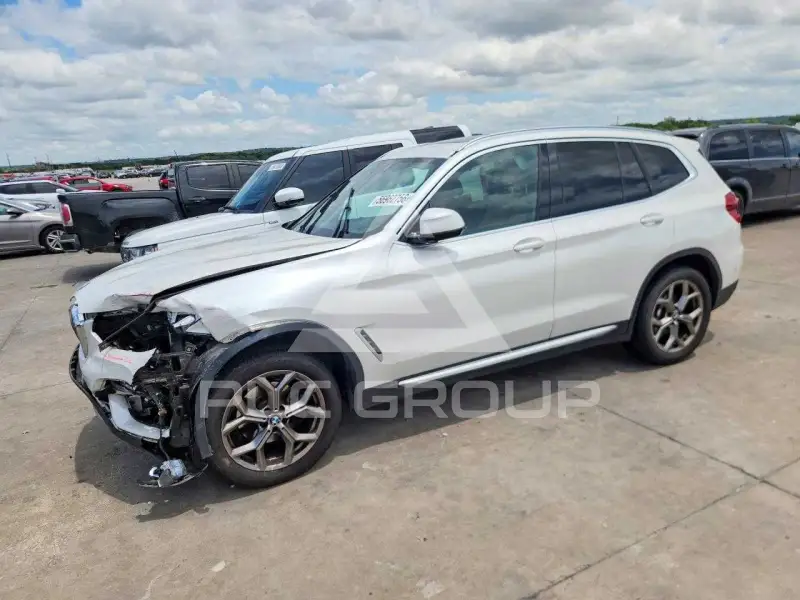 2021 BMW X3 photo