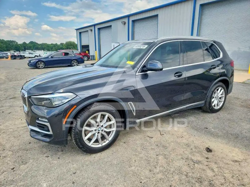2021 BMW X5 фото