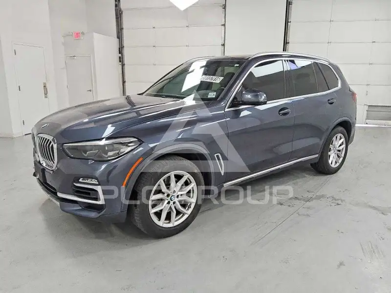 2021 BMW X5 photo