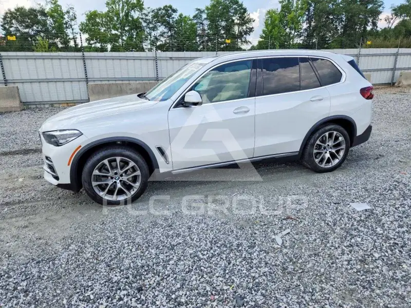 2021 BMW X5 photo
