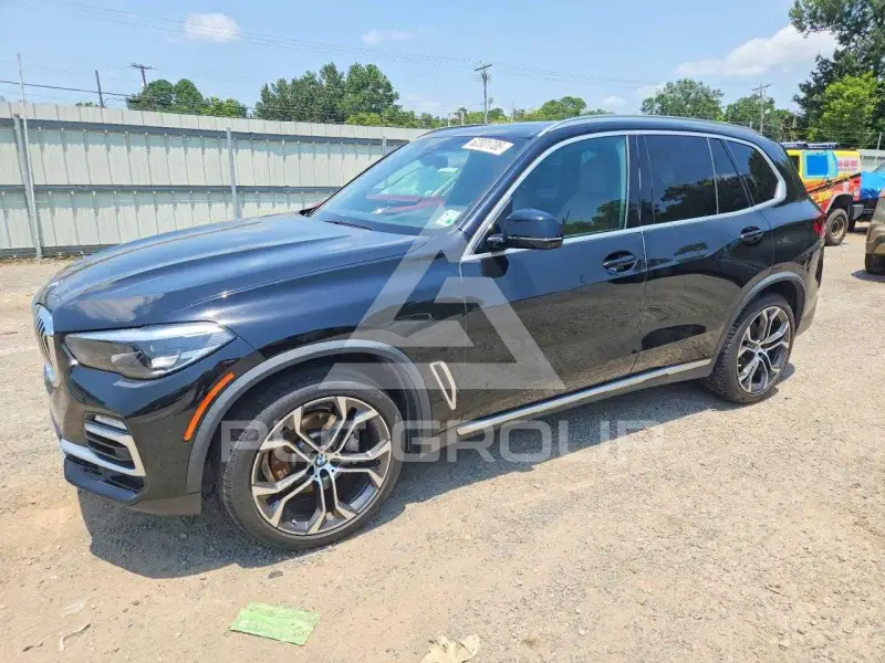 2021 BMW X5 фото