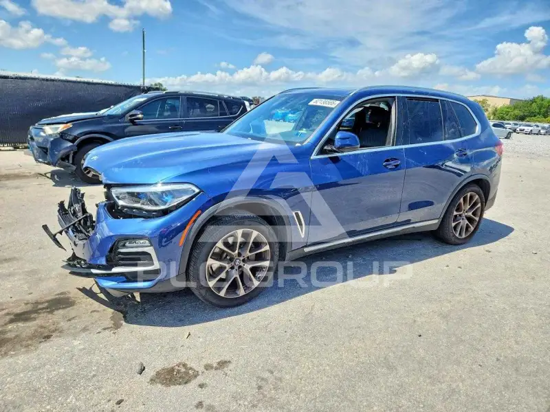 2021 BMW X5 photo
