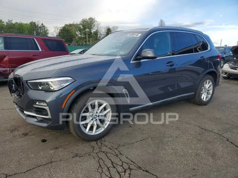2021 BMW X5 фото