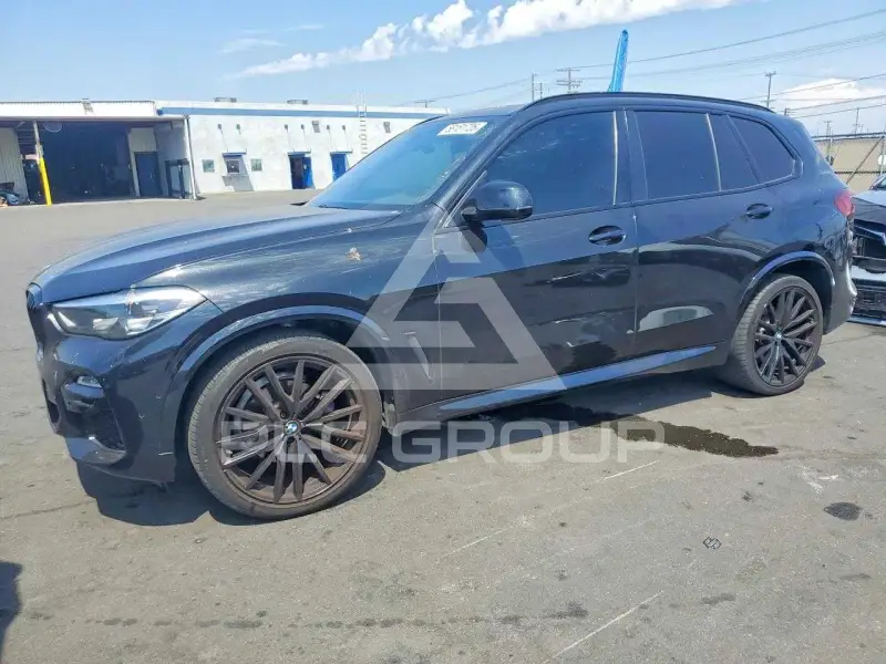 2021 BMW X5 фото