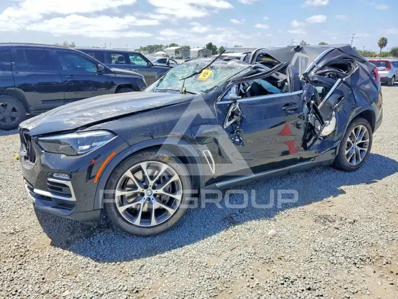 2021 BMW X5 фото