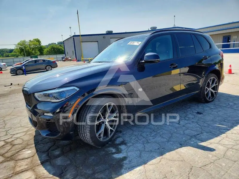2021 BMW X5 фото