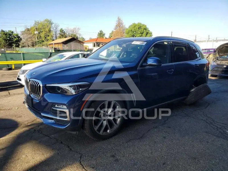 2021 BMW X5 фото