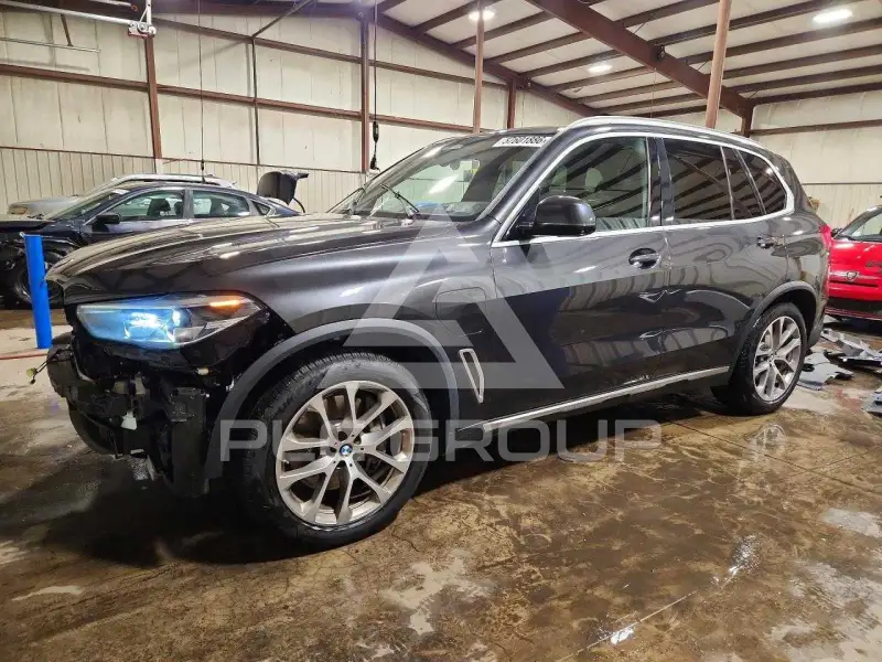 2021 BMW X5 photo