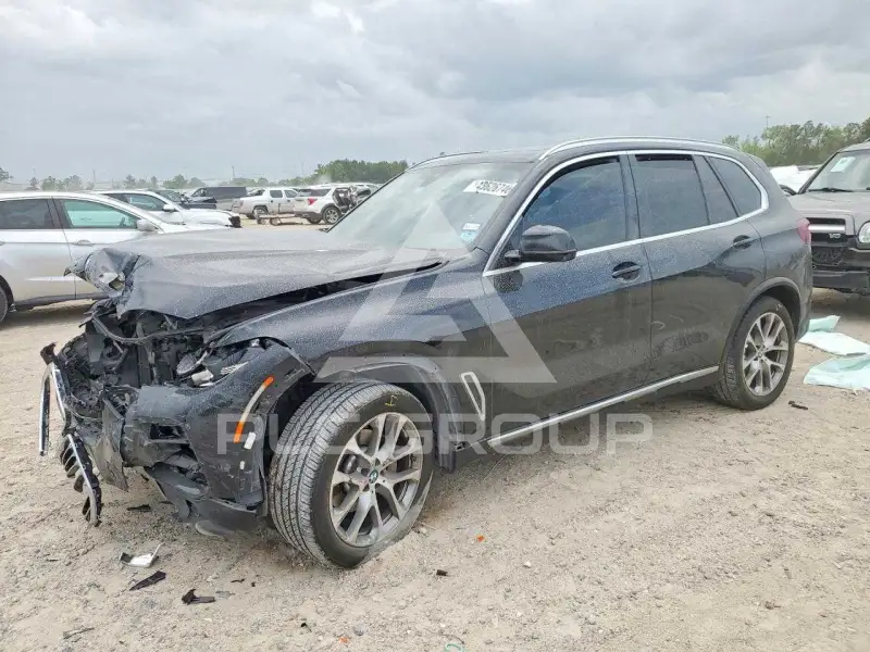 2021 BMW X5 photo