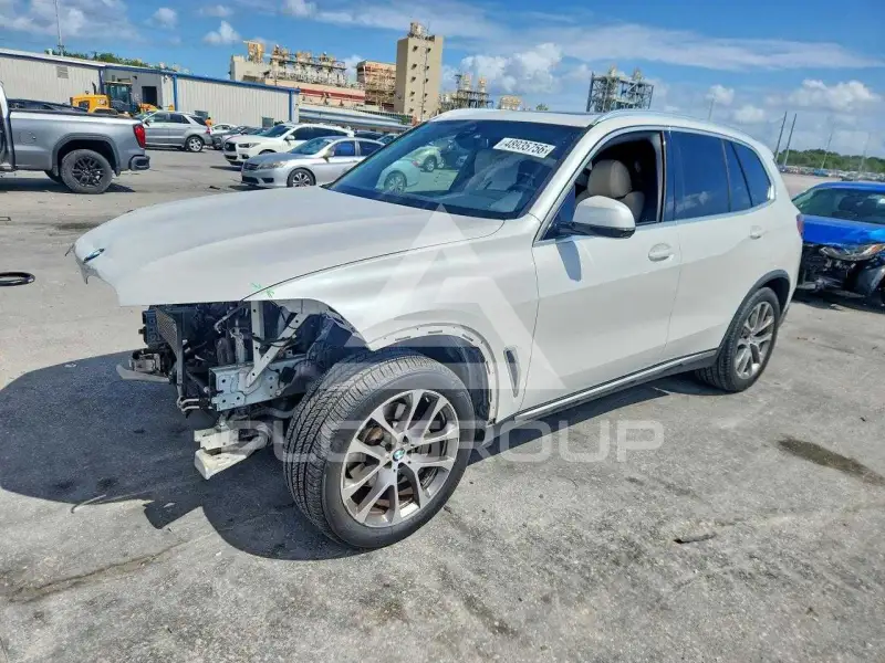 2021 BMW X5 фото