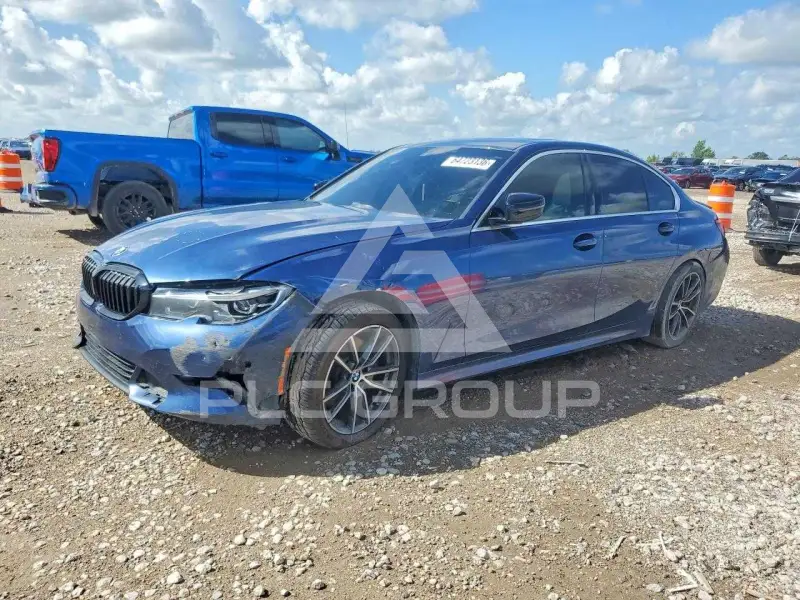 2021 BMW 330 photo