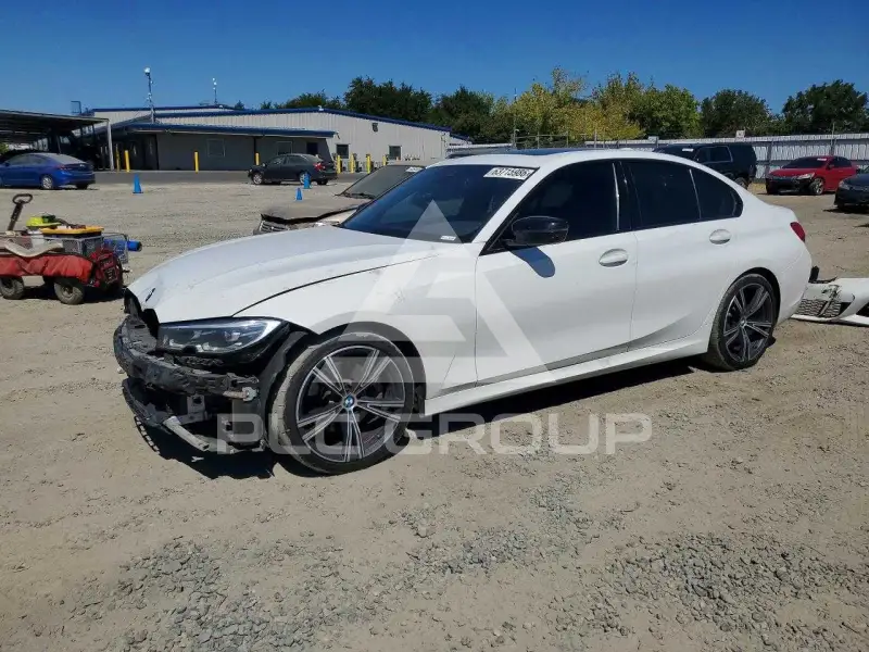 2021 BMW 330 photo
