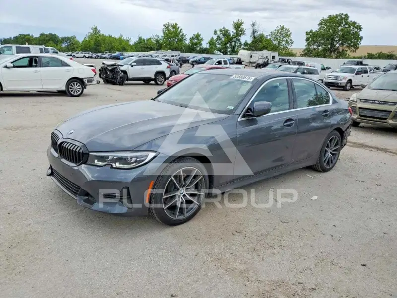 2021 BMW 330 фото