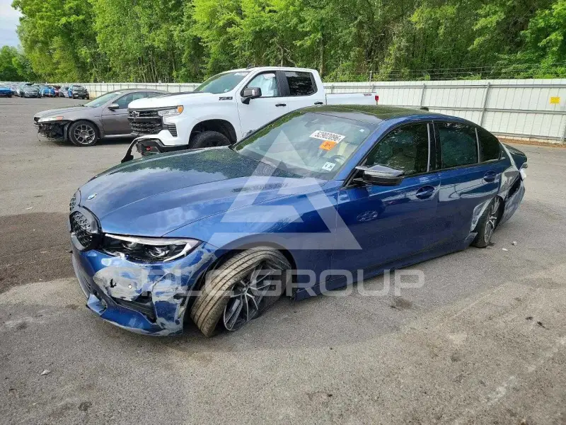 2021 BMW 330 фото