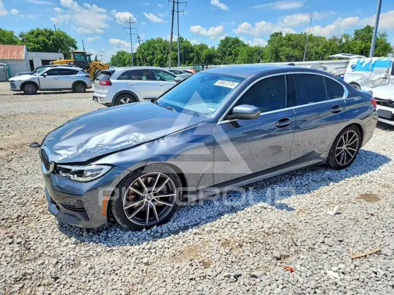 2021 BMW 330 фото