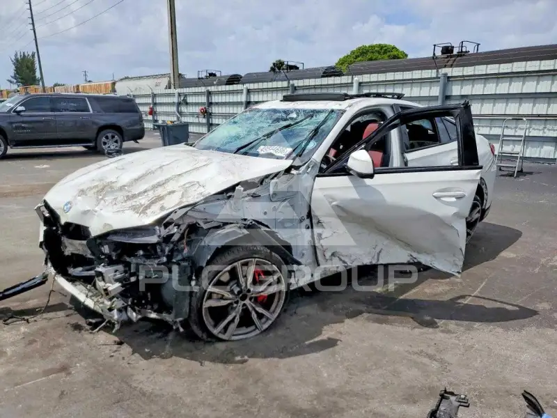 2021 BMW X6 photo