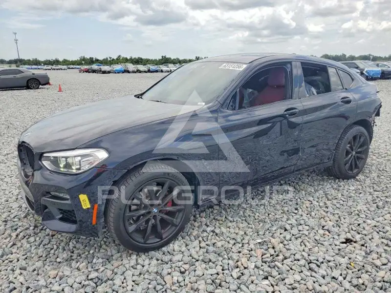 2021 BMW X4 photo
