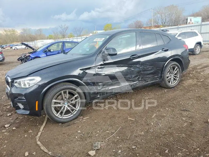 2021 BMW X4 photo