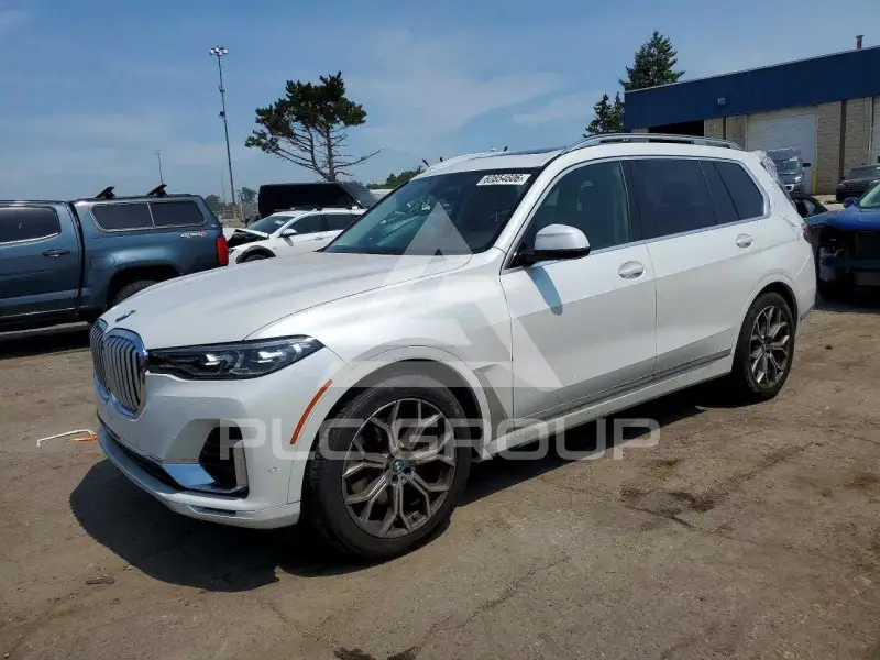 2021 BMW X7 фото