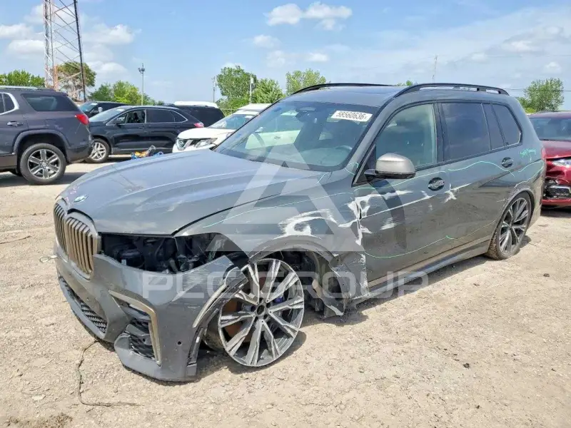 2021 BMW X7 фото