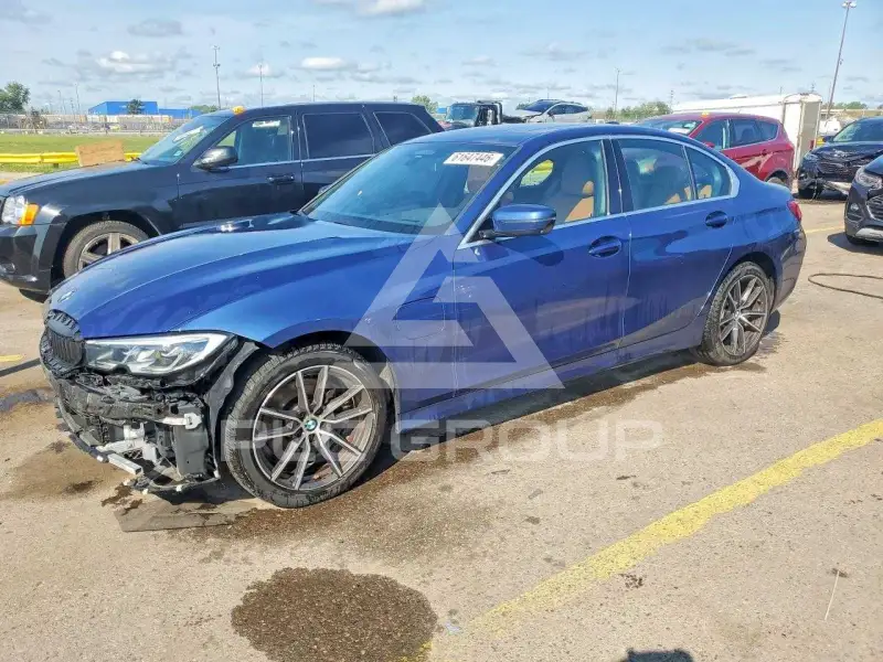 2021 BMW 330 photo