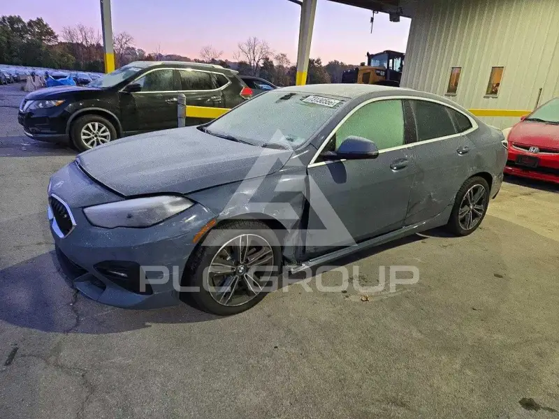 2021 BMW 228 photo