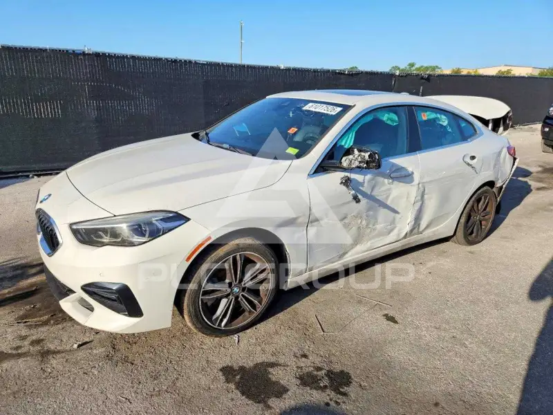 2021 BMW 228 фото