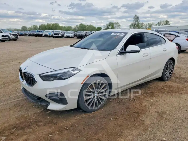 2021 BMW 228 photo