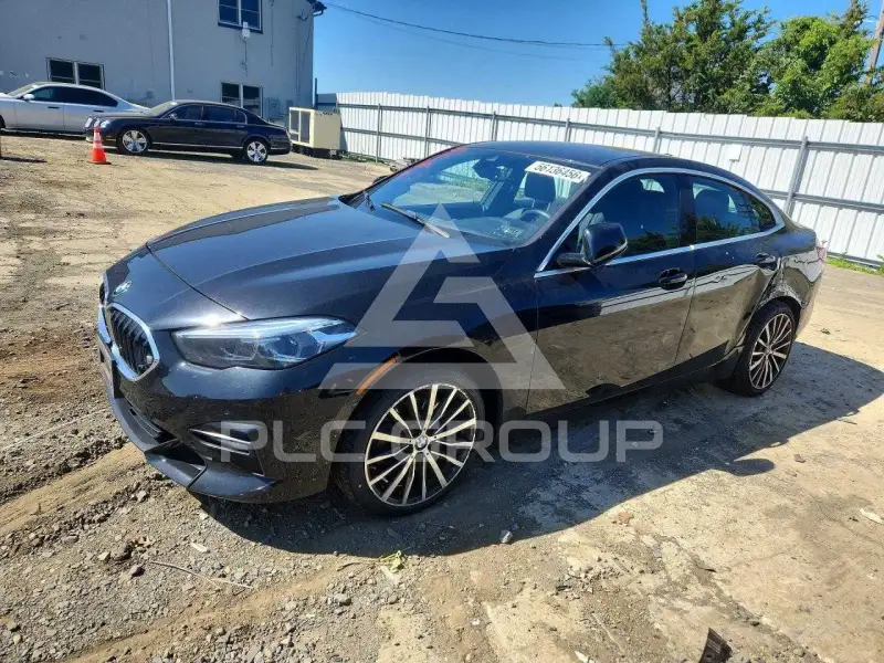 2021 BMW 228 фото