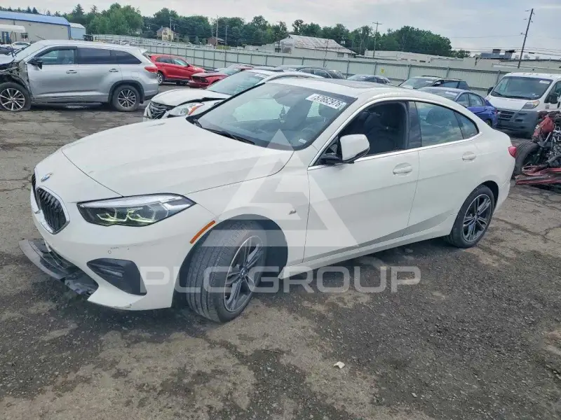 2021 BMW 228 photo