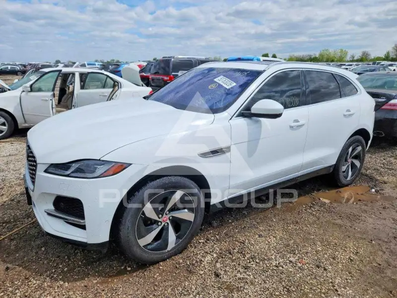 2021 Jaguar F-PACE photo
