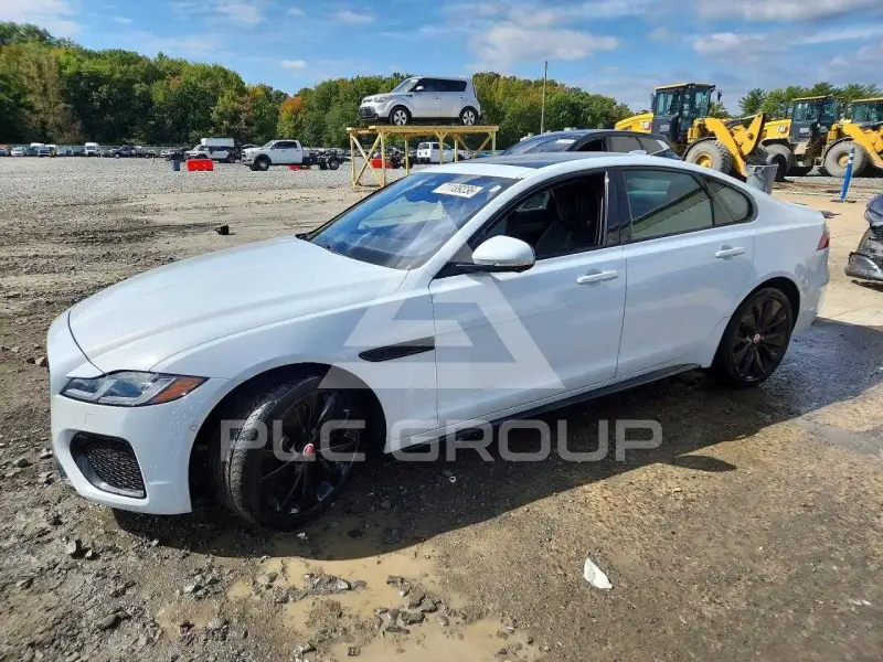 2021 Jaguar XF фото