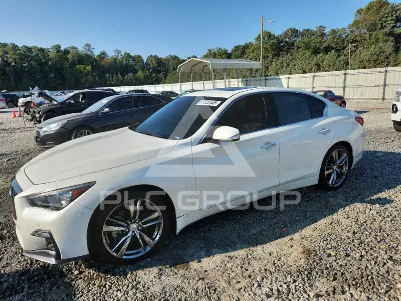 2021 Infinity Q50 photo