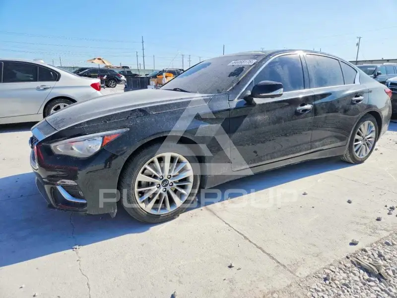 2021 Infinity Q50 photo