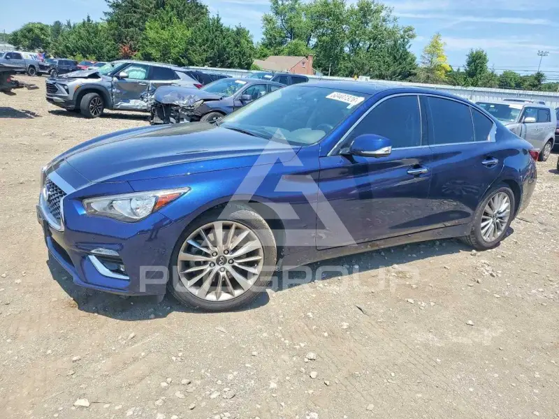 2021 Infinity Q50 фото