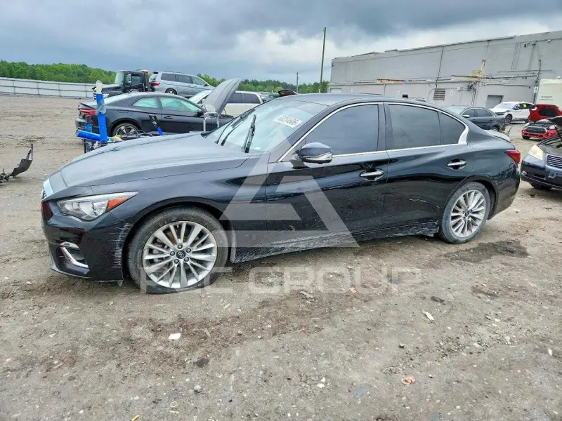 2021 Infinity Q50 фото