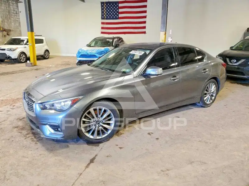 2021 Infinity Q50 фото