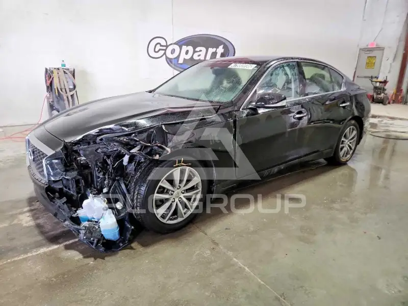 2021 Infinity Q50 фото