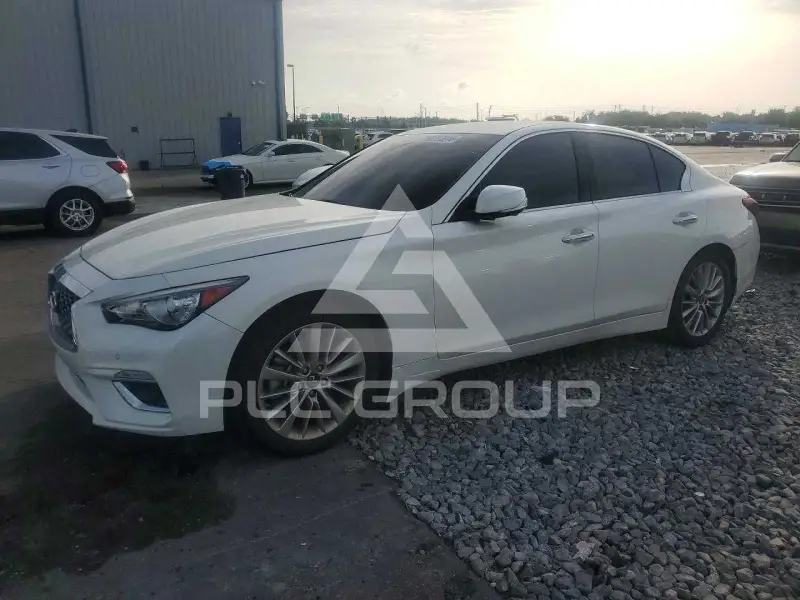 2021 Infinity Q50 фото