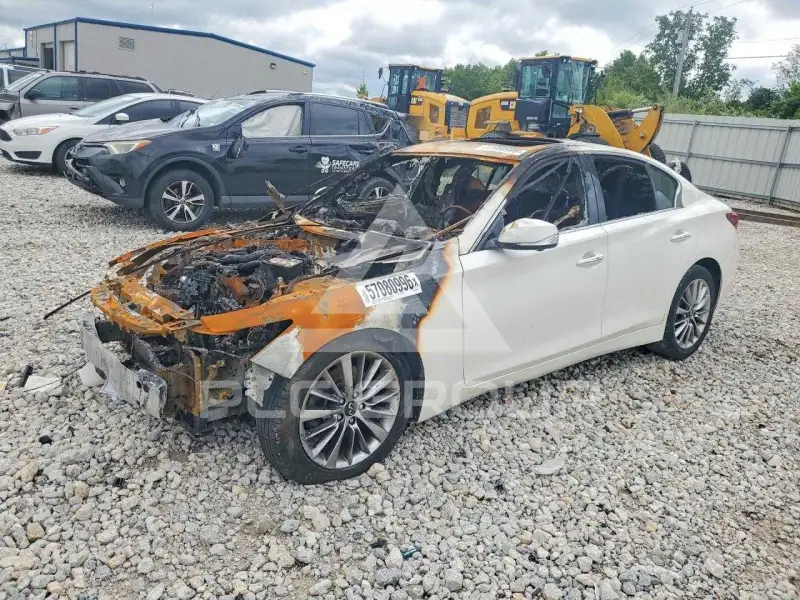 2021 Infinity Q50 фото