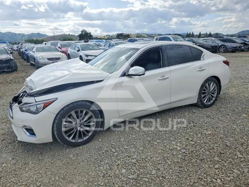 2021 Infinity Q50 фото