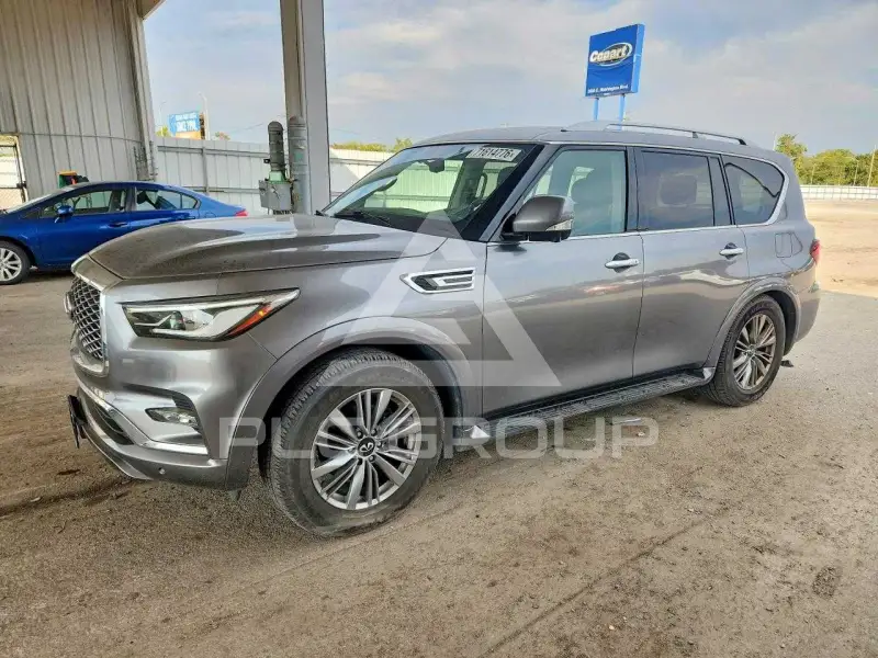 2021 Infinity QX80 photo