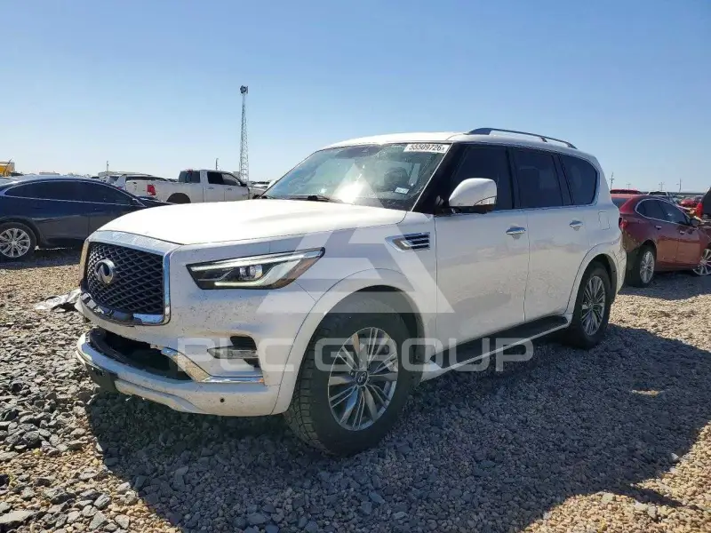 2021 Infinity QX80 photo