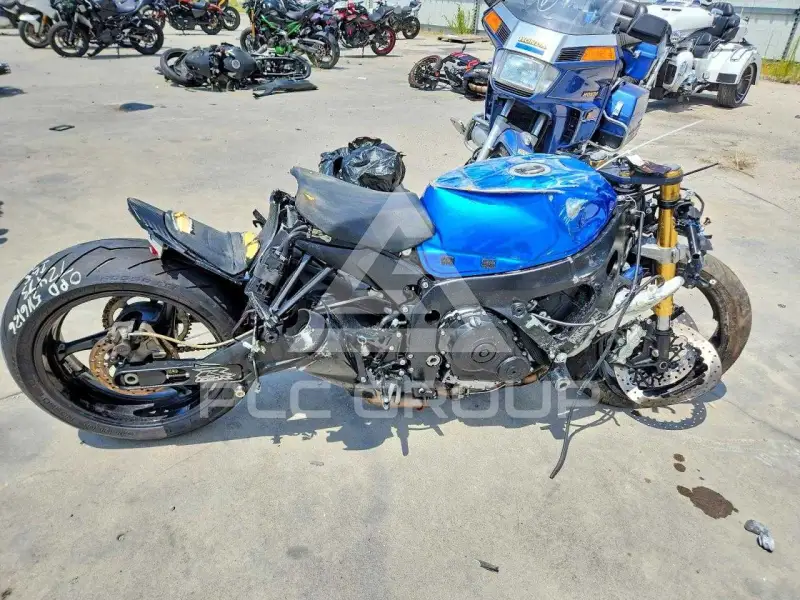 2021 Suzuki GSX-R750 фото