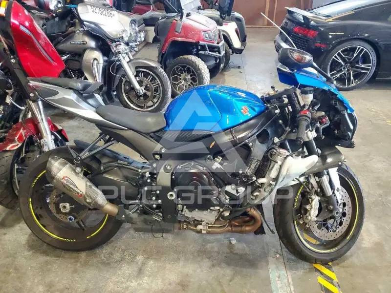 2021 Suzuki GSX фото