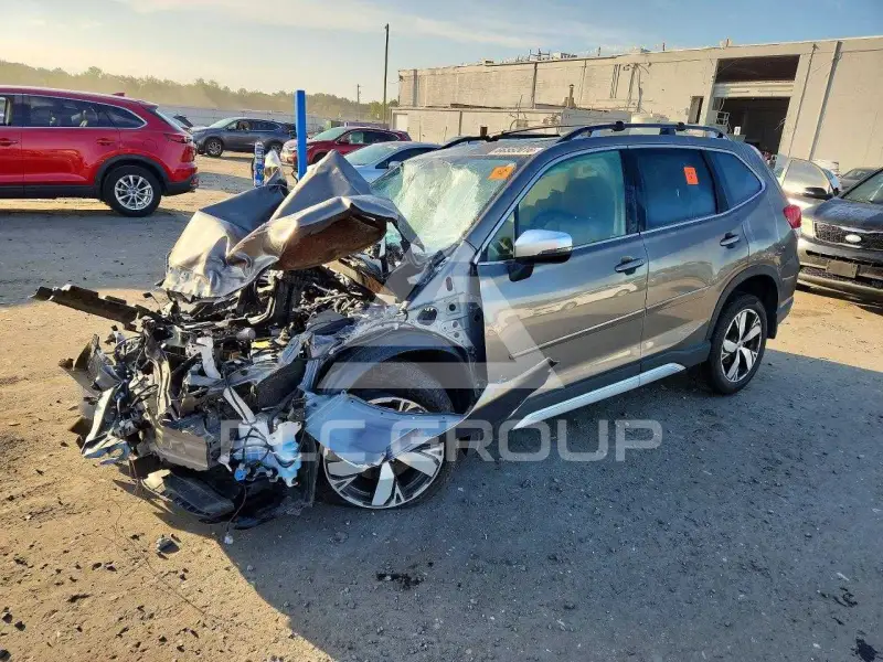 2021 Subaru Forester photo